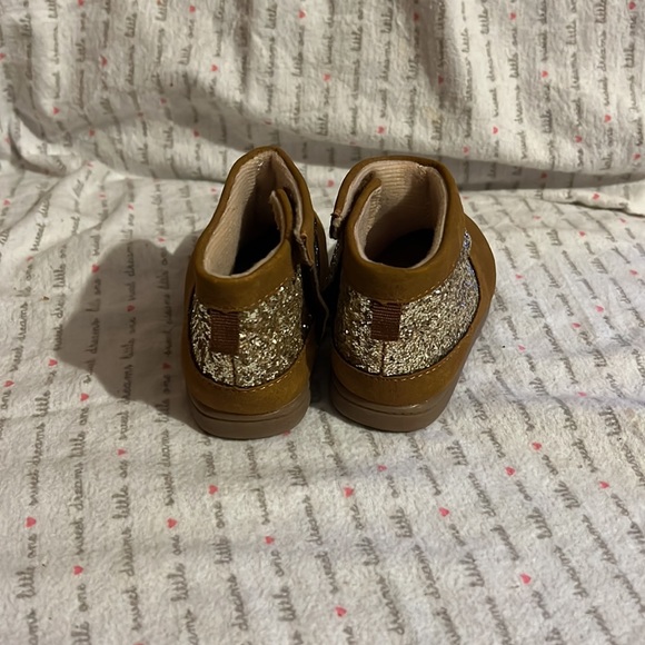 Carter’s - Picture 5 of 5